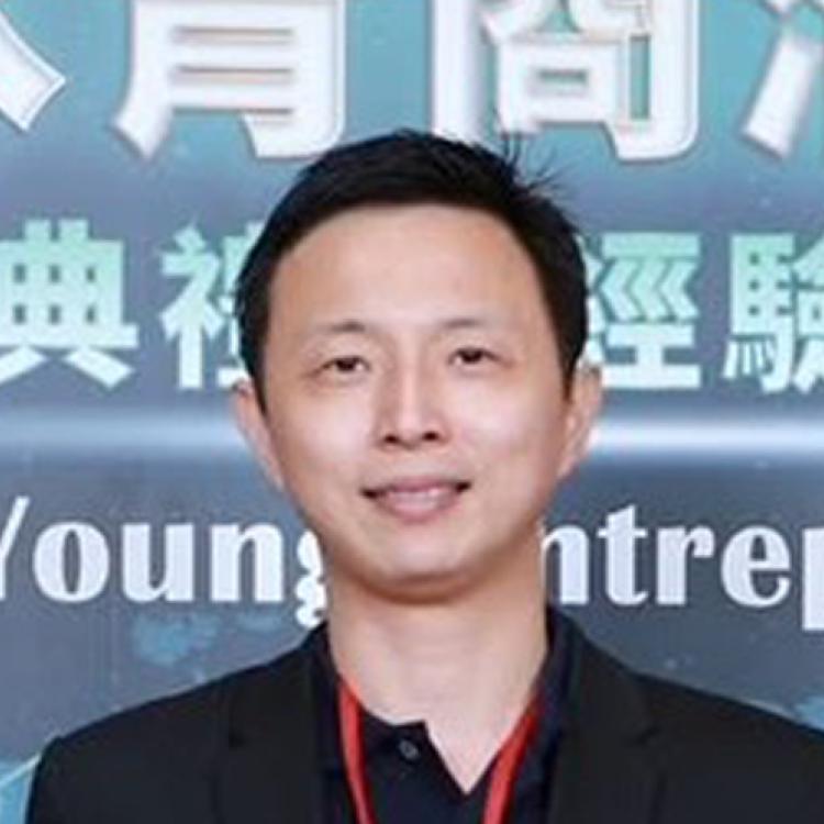 蔡鎮光